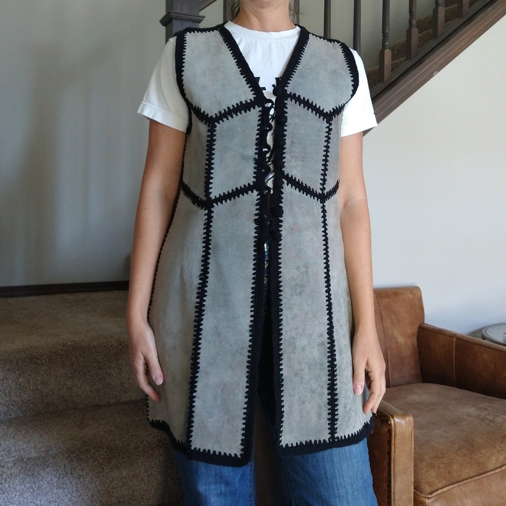 Vintage Gray Suede Vest with Black Trim